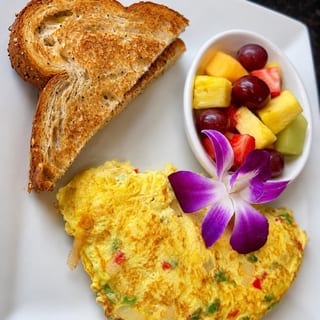 Veggie Omelet with Cheese